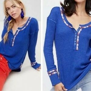 We‎ The Free Royal Blue Oversized Thermal Henley Top with peach gray trim size S